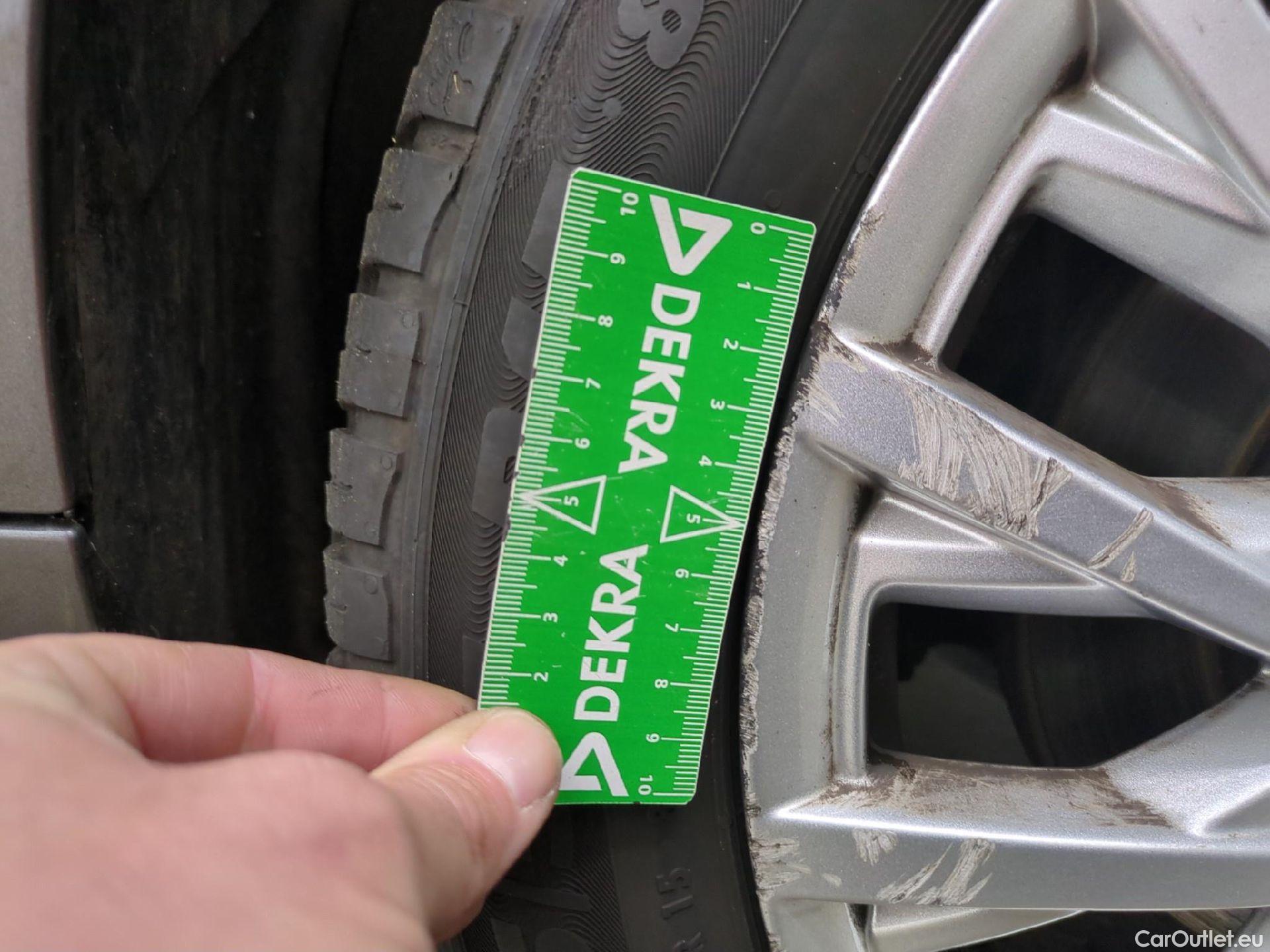  Fiat  500 FIAT C / 2015 / 2P / Cabriolet Hybrid 1.0 BSG 70 ch Dolcevita #7