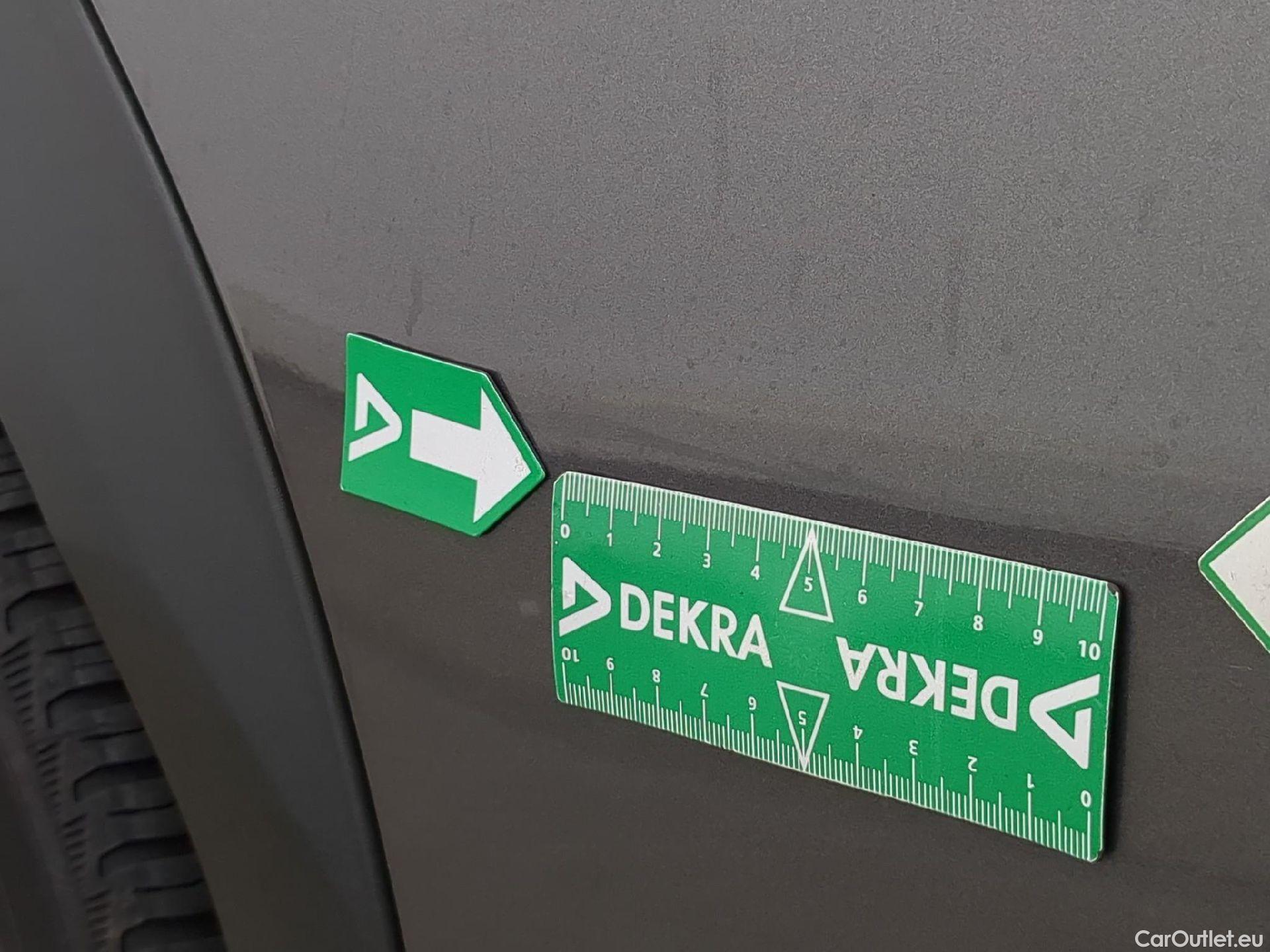  Peugeot  2008  Allure 1.2 PureTech 130CV BVA8 E6d #22