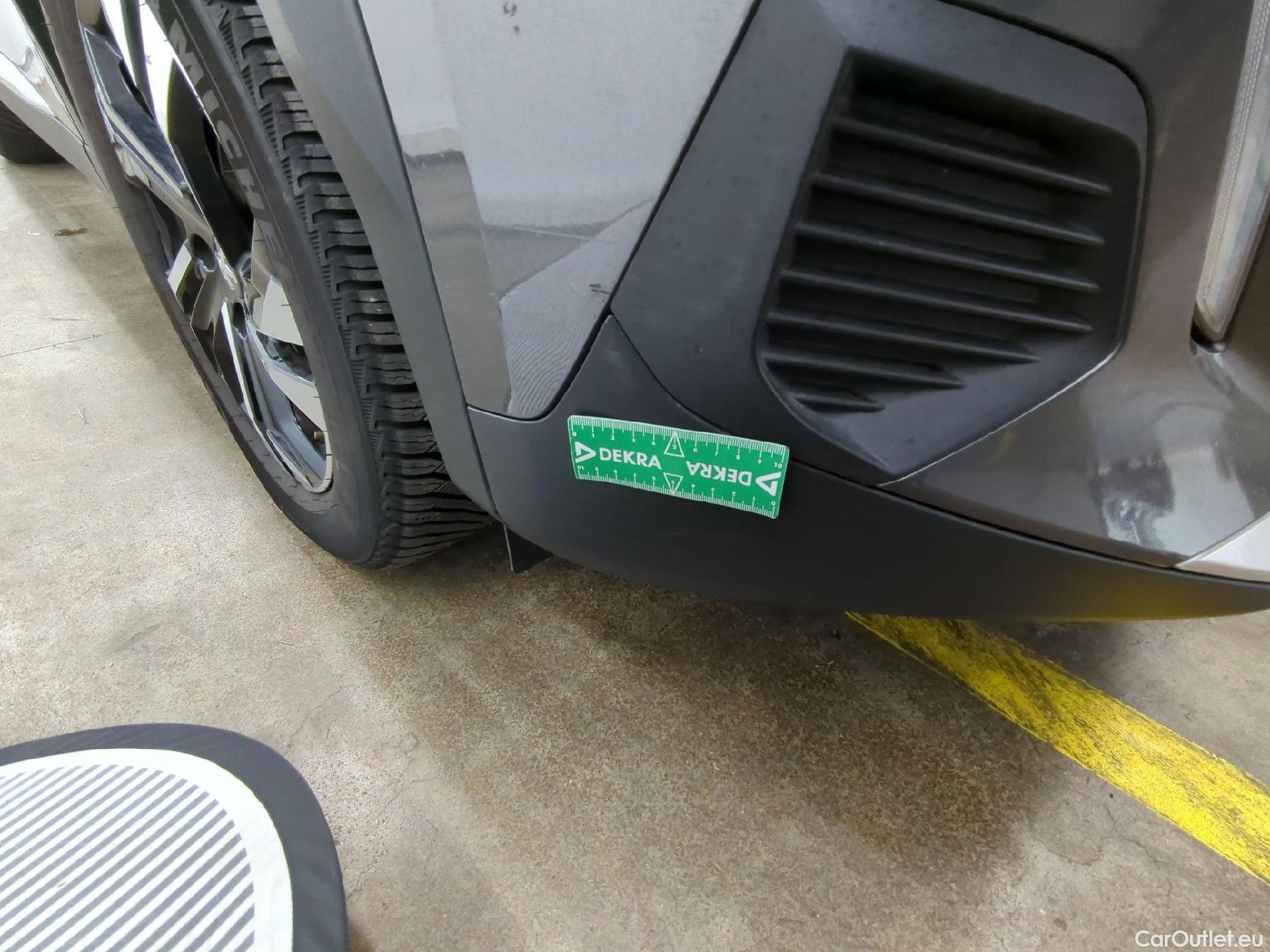  Peugeot  2008  Allure 1.2 PureTech 130CV BVA8 E6d #26