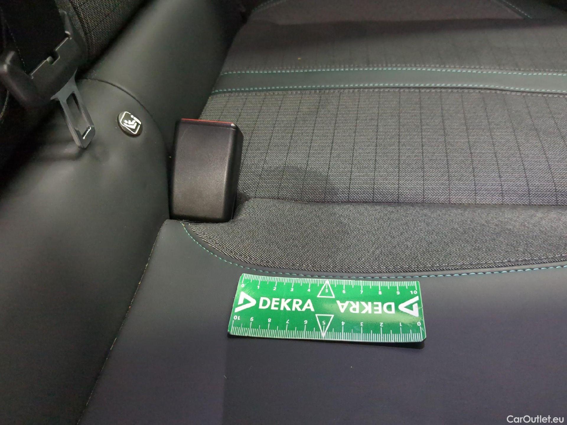  Peugeot  2008  Allure 1.2 PureTech 130CV BVA8 E6d #10