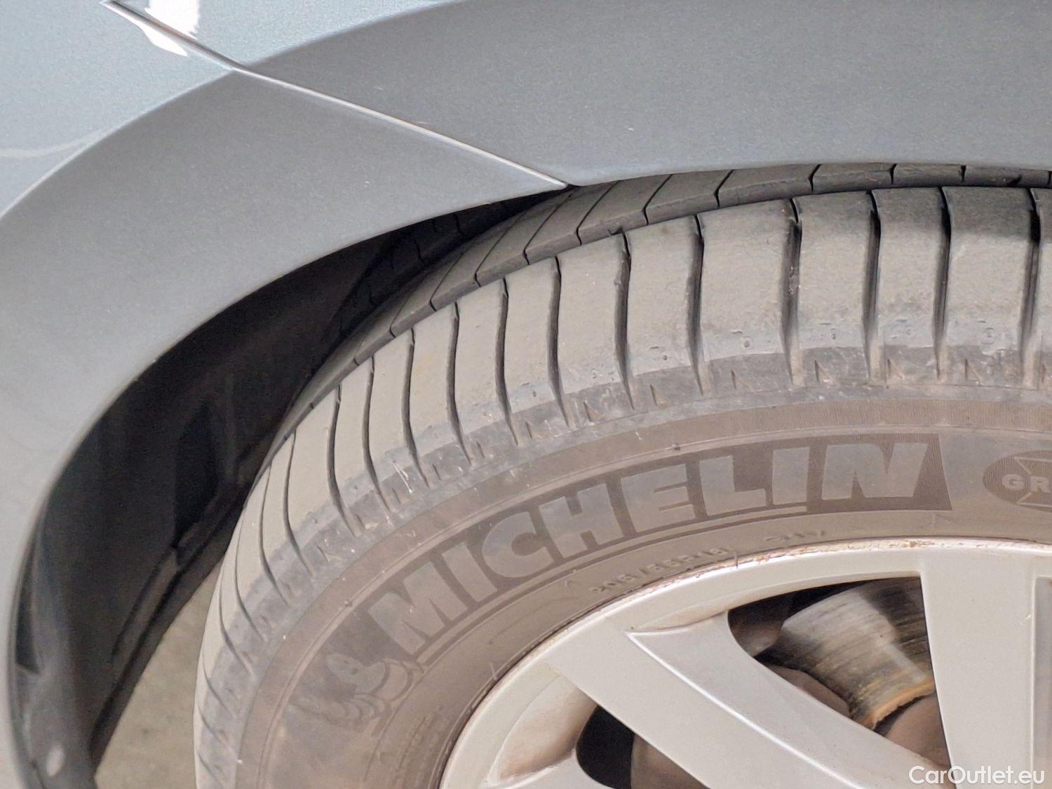  Skoda  Scala Skoda,  '19, Skoda  1.0 TSI 85kW Ambition 5d #49