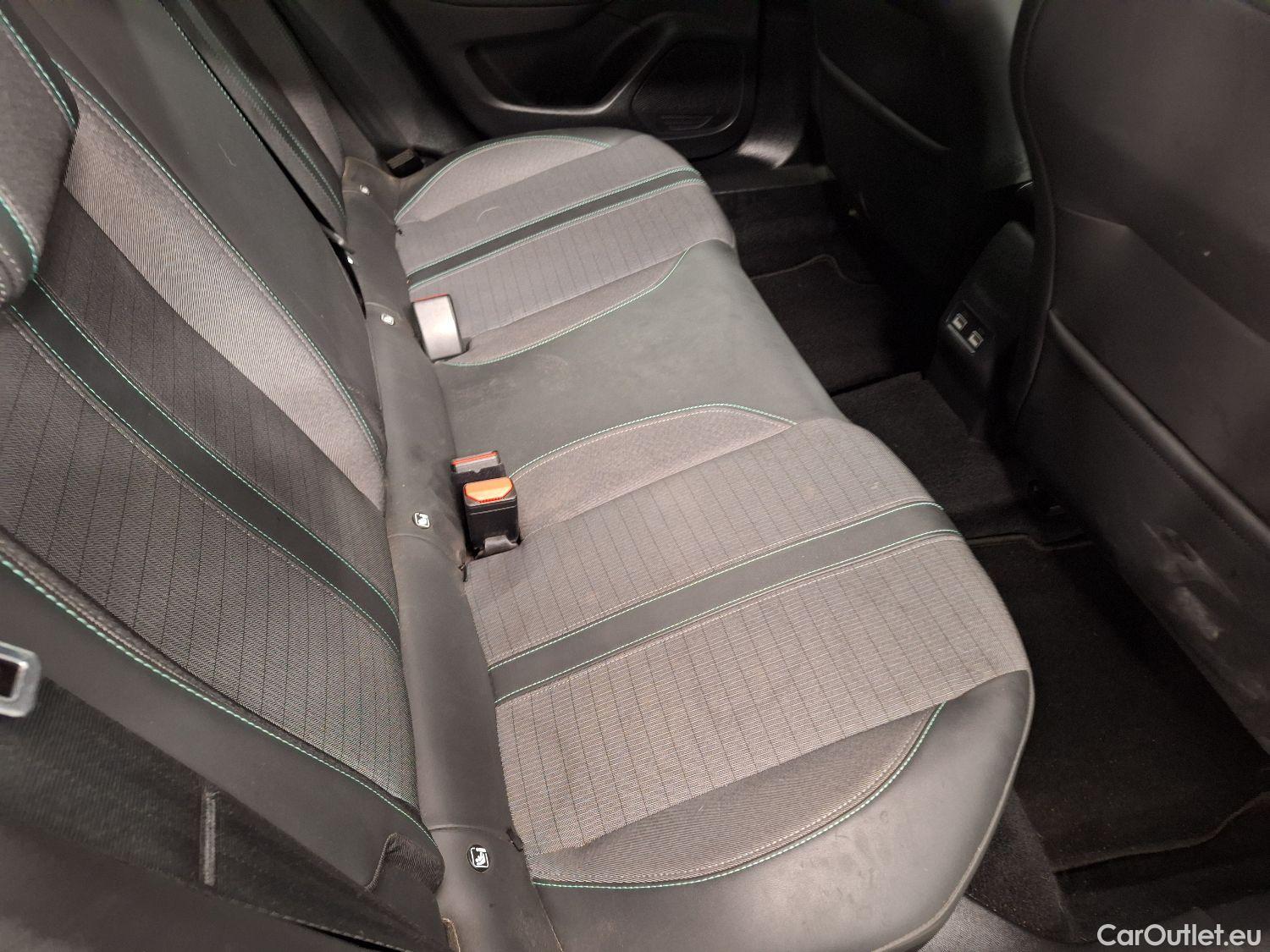  Peugeot  2008 Peugeot,  '19, Peugeot  1.2 Puretech 96kW S&S Allure 5d #34