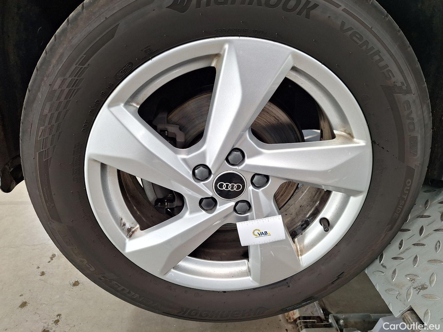  Audi  Q3 Audi,  '18, Audi  35 TFSI S tronic Advanced 5d #13