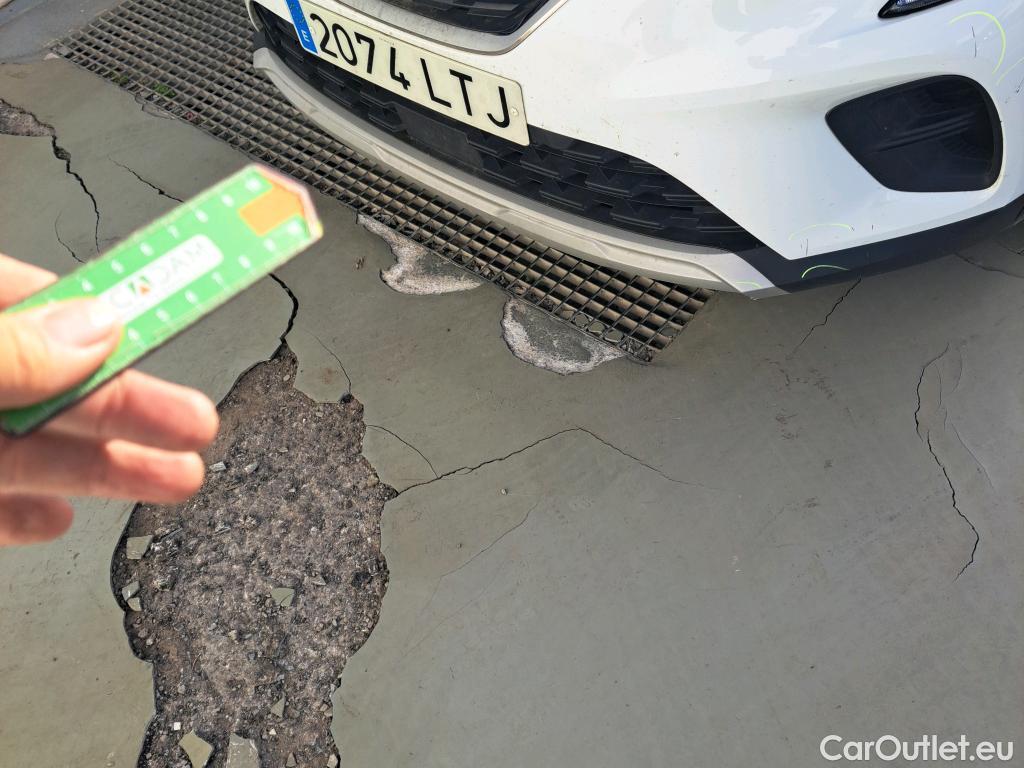  Renault  Captur RENAULT  / 2019 / 5P / todoterreno Intens TCe 90 (AC) #31