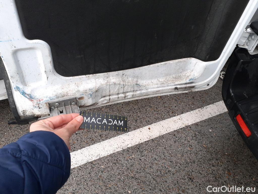  Ford  Transit FORD  / 2013 / 4P / furgón 350 96kW L3H2 Van Trend FWD MHEV #15