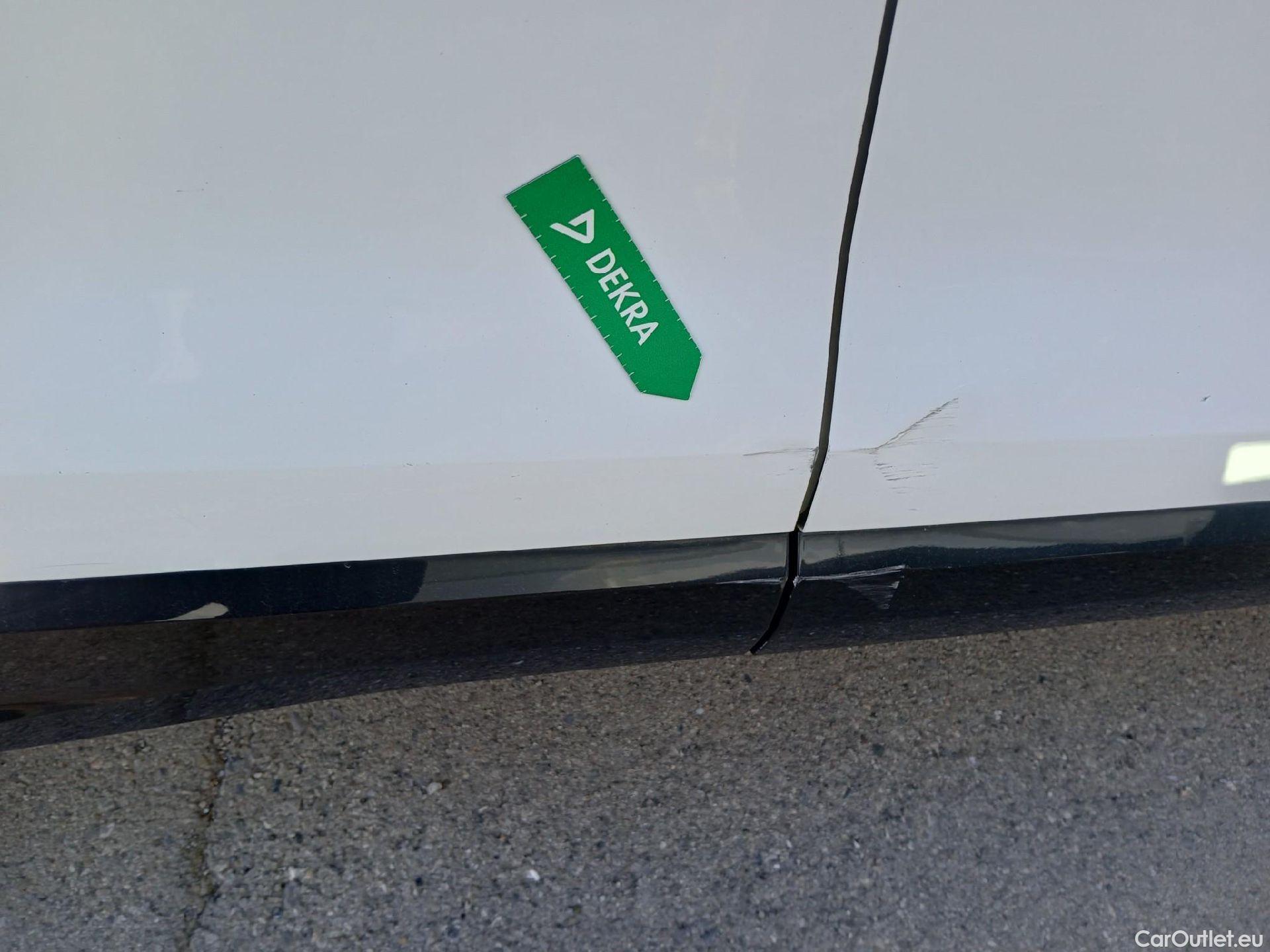  Audi  Q3 AUDI  / 2018 / 5P / todoterreno Advanced 35 TDI 110kW (150CV) S tronic (AC2) #23