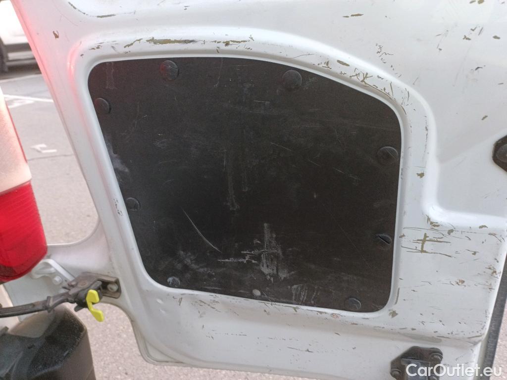  Peugeot  Partner PEUGEOT  / 2018 / 4P / furgón derivado de turismo Premium Standard 600kg BlueHDi 73kW (AC) #16