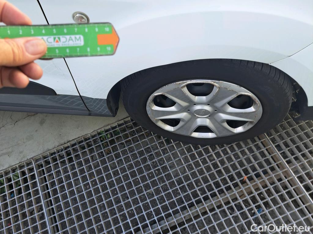  Ford  Transit FORD  Courier/2014/4P/furgón der.turis Van 1.5 TDCi 56kW Trend #20