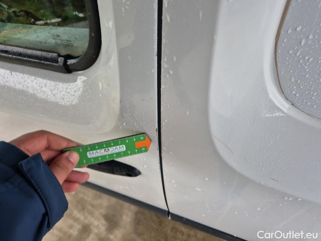  Nissan  NV200 NISSAN NV250 / 2019 / 4P / furgón 2pl 1.5dCi 70 kW (95CV) L2H1 ÓPTIMA #17