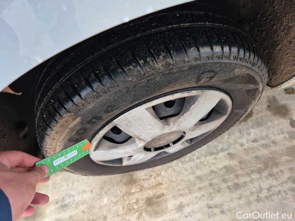  Nissan  NV200 NISSAN NV250 / 2019 / 4P / furgón 2pl 1.5dCi 70 kW (95CV) L2H1 ÓPTIMA #38