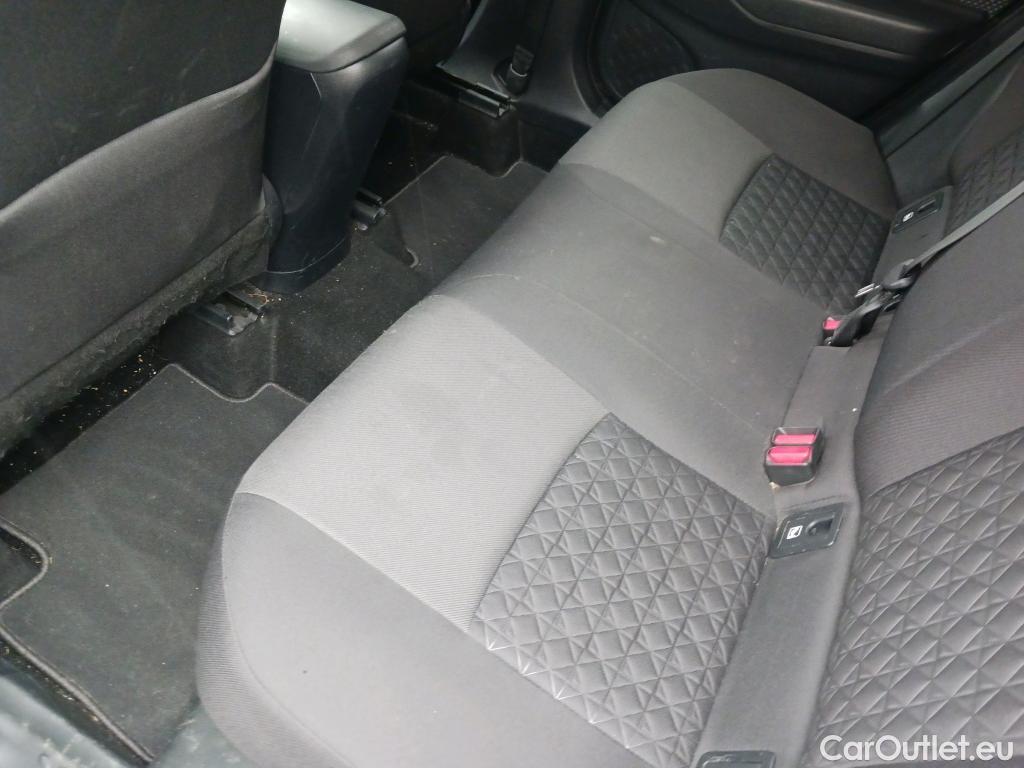  Toyota  C-HR TOYOTA  / 2019 / 5P / todoterreno 2.0 180H Advance #9