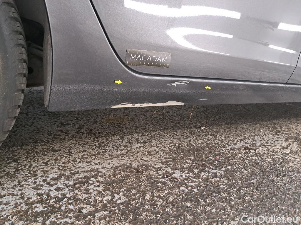  Peugeot  308  Active Business 1.5 HDi 130CV BVM6 E6d #15