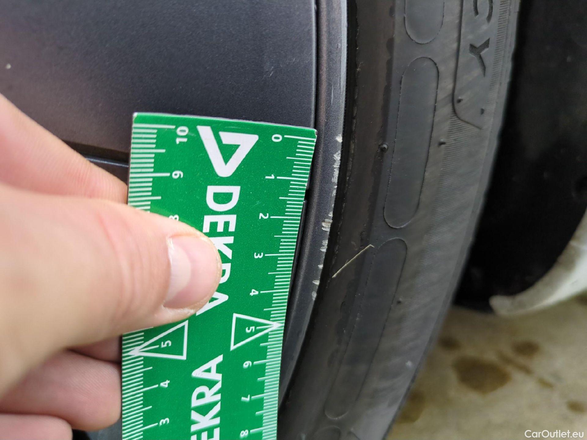  Tesla  Model 3 TESLA  / 2018 / 4P / Berline Autonomie Standard Plus RWD #3