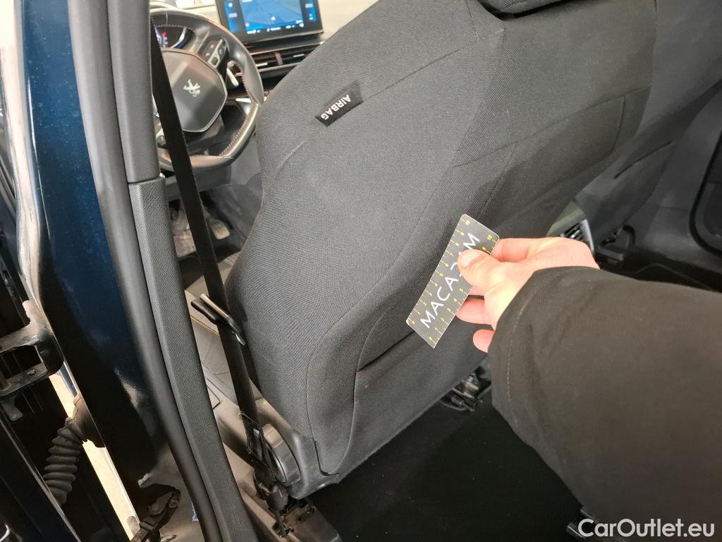  Peugeot  5008  Active Pack 1.2 PureTech 130CV BVA8 7 Sieges E6d #26