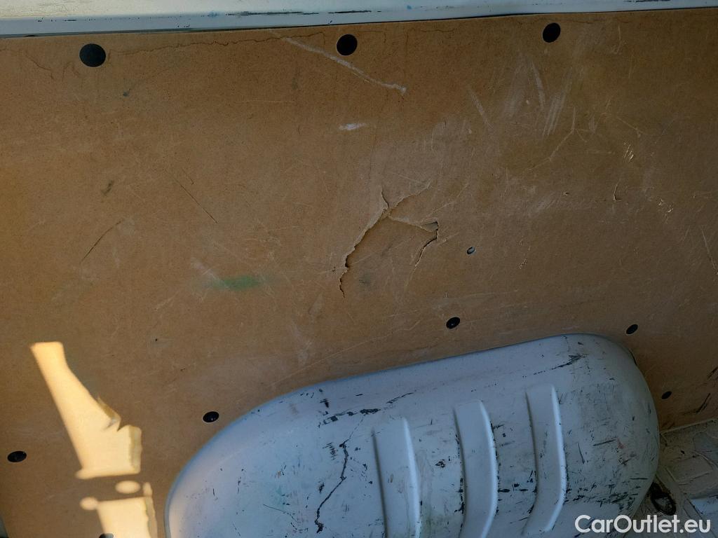  Renault  Master RENAULT  / 2019 / 4P / furgón Furgón T L2H2 3500 Bl dCi 99kW (135CV) #9