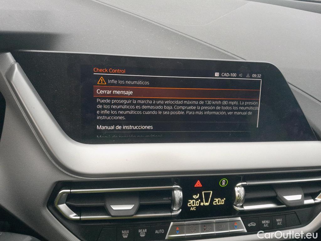  Bmw  Serie 1 BMW  / 2019 / 5P / berlina con portón 116d Corporate Auto. #12