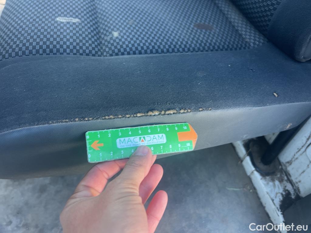  Nissan  NV400 NISSAN NT400 / 2014 / 4P / chasis doble cabina 35.13/3 Comfort Doble Cabina Larga #27