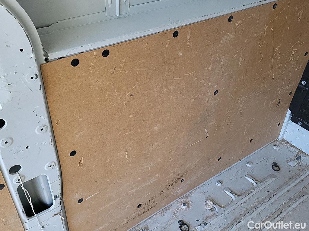  Renault  Master RENAULT  / 2019 / 4P / furgón Furgón T L2H2 3500 Bl dCi 99kW (135CV) #11