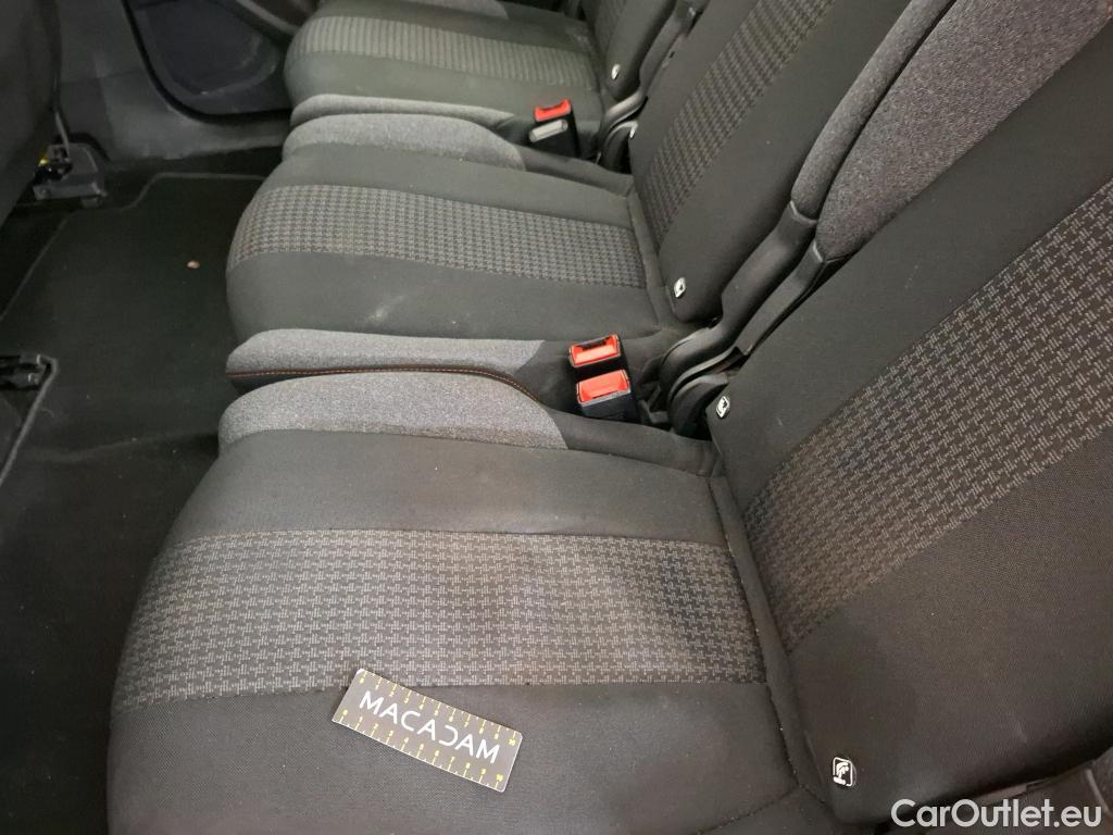  Peugeot  5008  Active Pack 1.2 PureTech 130CV BVA8 7 Sieges E6d #27