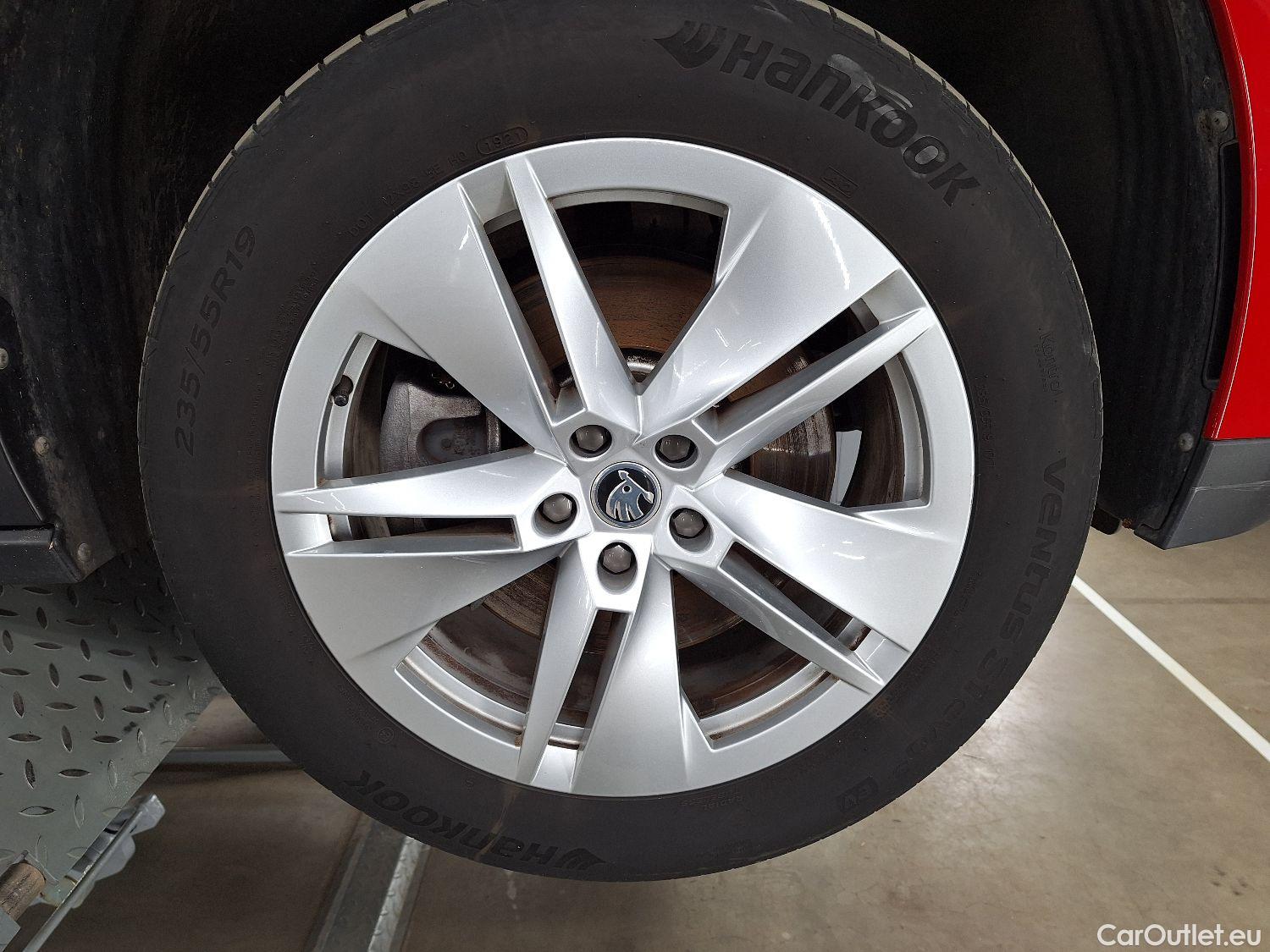  Skoda  ENYAQ Skoda,  '21 BEV, Skoda  iV 80 5d #6