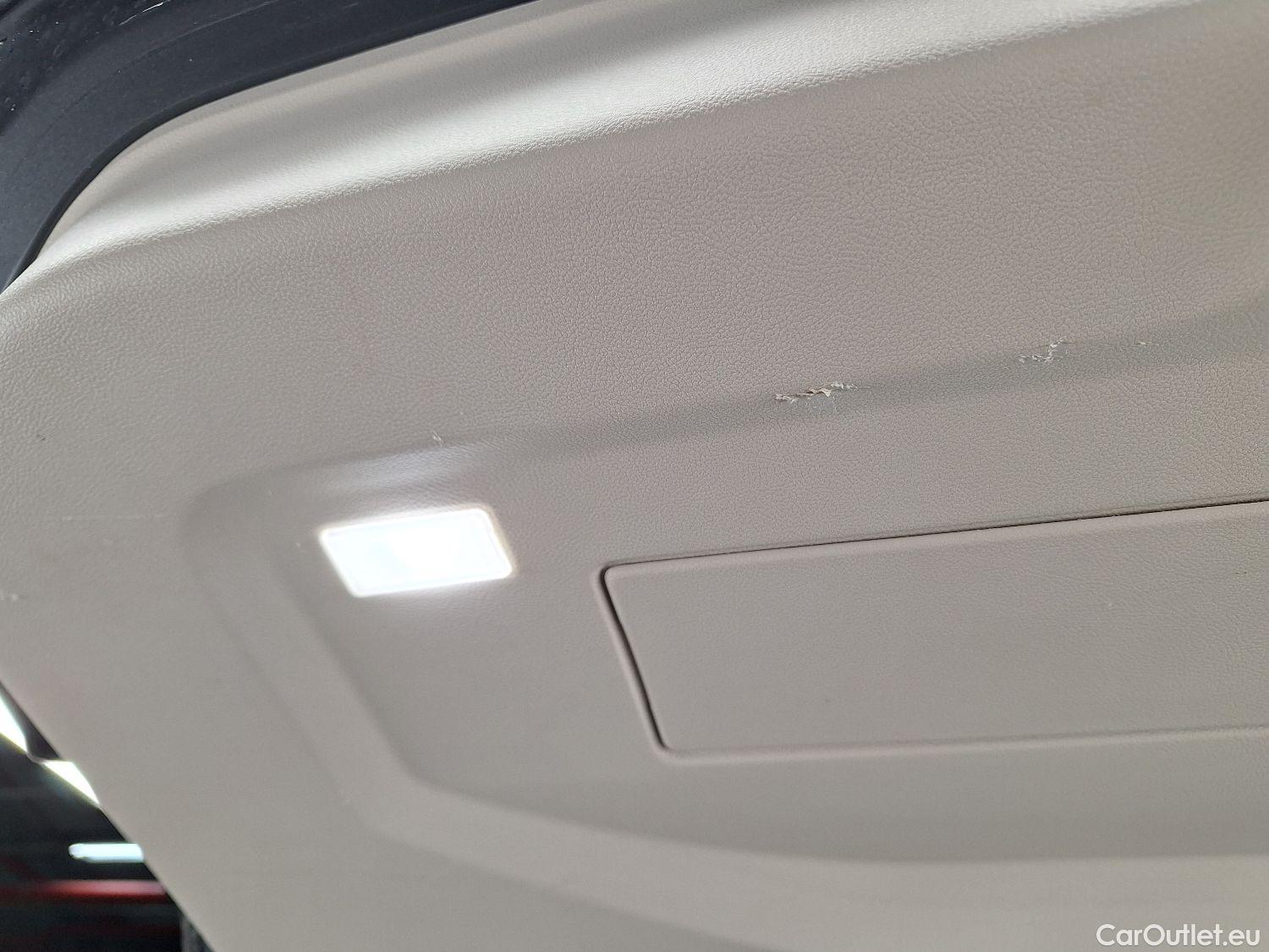  Bmw  Serie 3 BMW, 3-serie Touring '18, BMW 3 Reeks Touring 316dA (90 kW) 5d #36