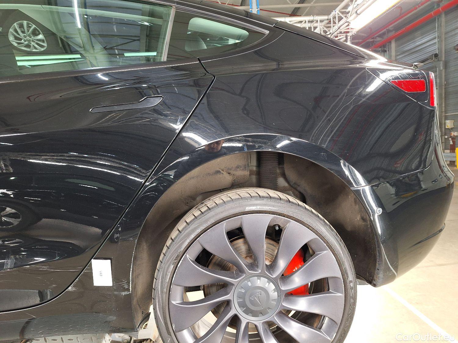  Tesla  Model 3 Tesla,  '18 BEV, Tesla  Performance Dual Motor AWD 4d #25