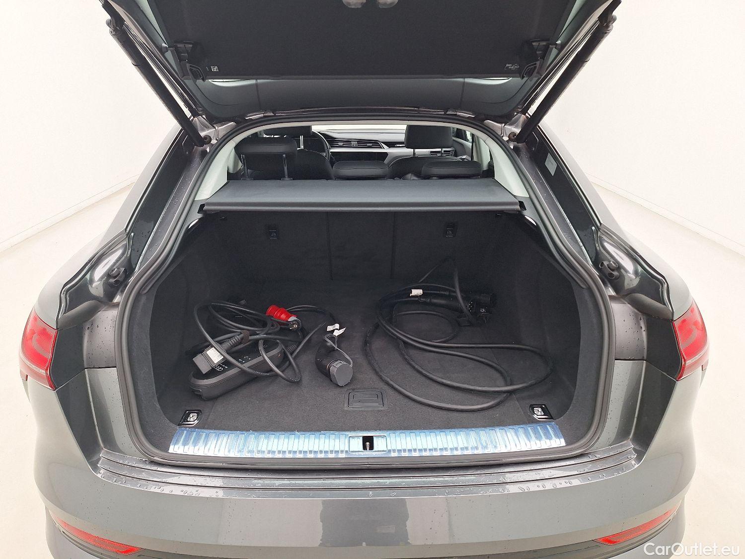  Audi  E-TRON Audi,  SB '19 BEV, Audi  Sportback 50 Quattro S-Line 5d #1