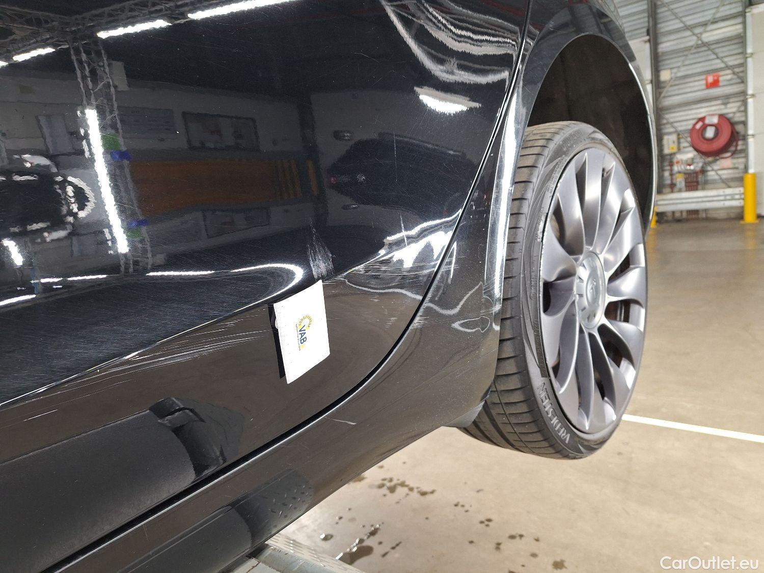  Tesla  Model 3 Tesla,  '18 BEV, Tesla  Performance Dual Motor AWD 4d #29