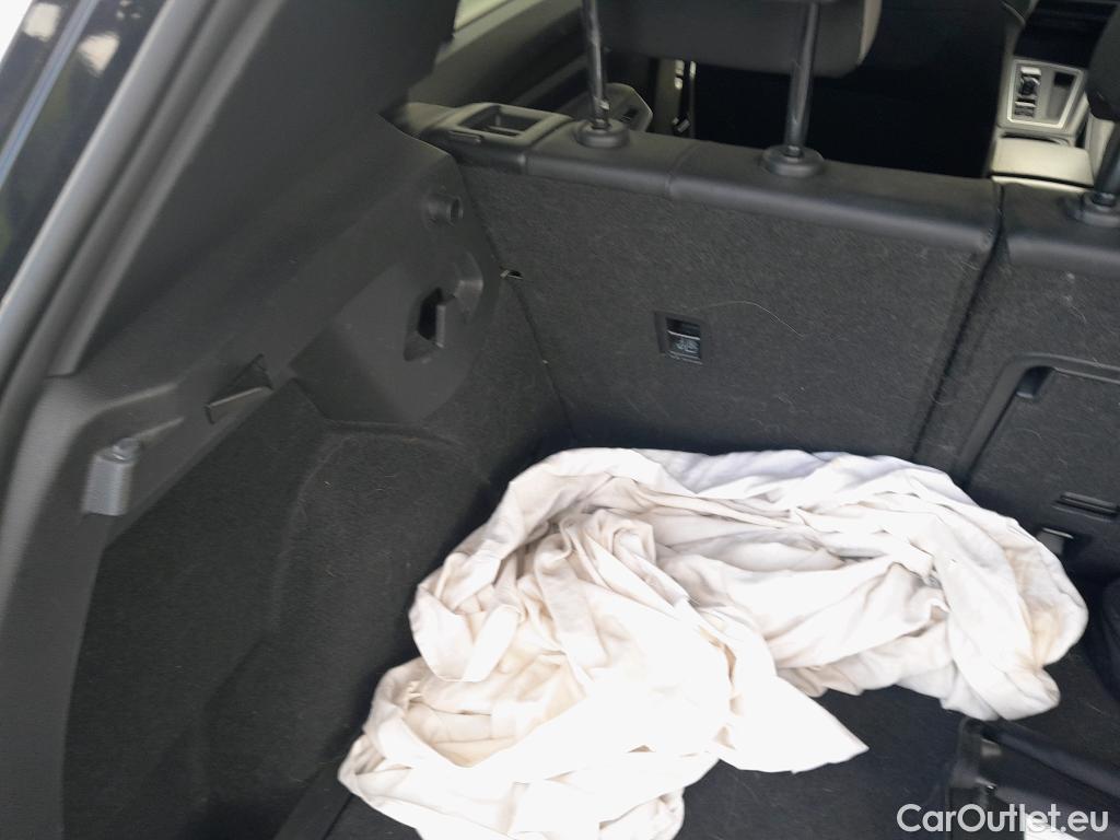  Volkswagen  Golf  VOLKSWAGEN / 2020 / 5P / berlina con portón R-Line 2.0 TDI 110kW (150CV) DSG #5