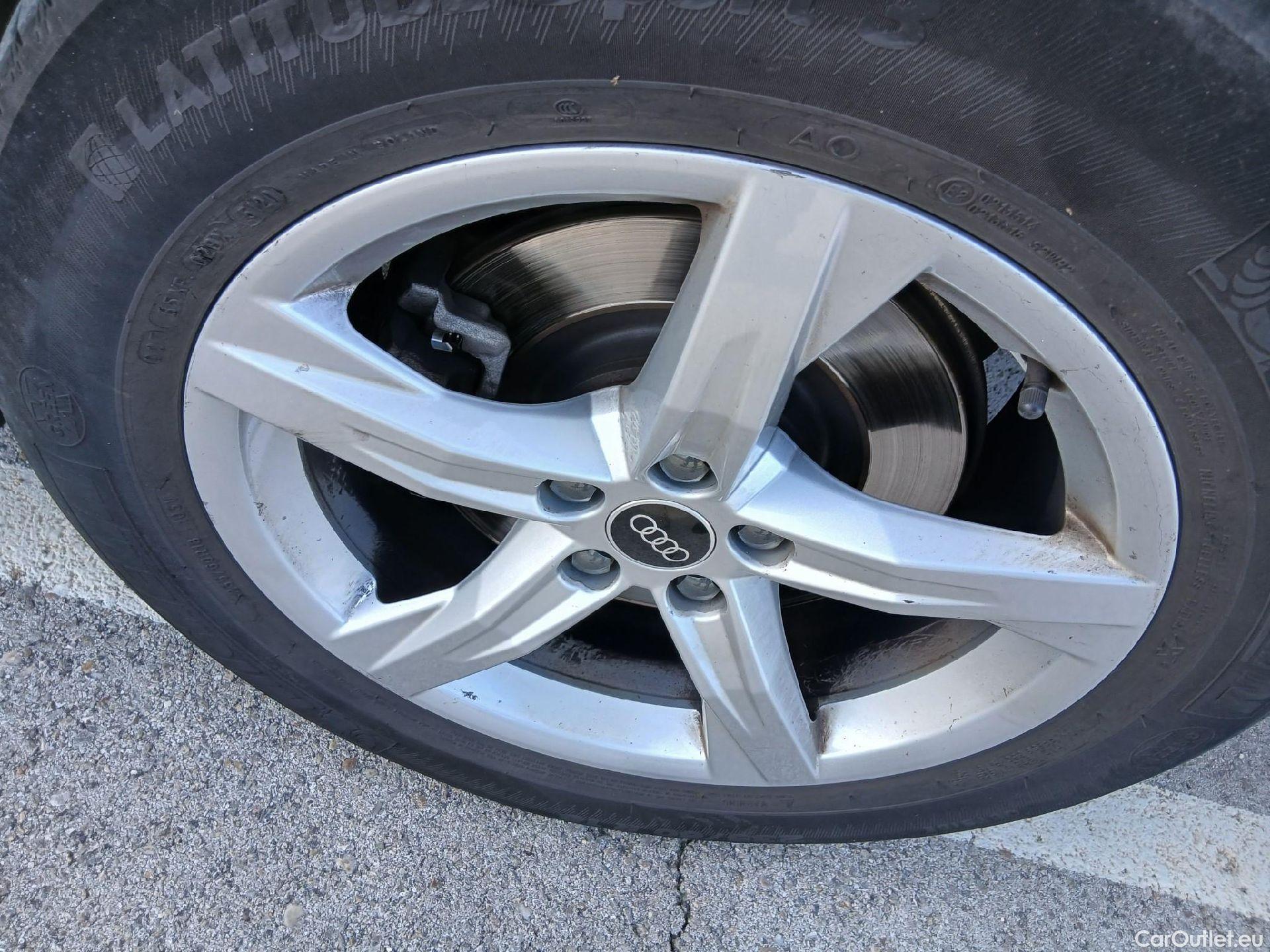  Land Rover  Discovery AUDI Q5 / 2020 / 5P / todoterreno Advanced 50 TFSI e quattro-ultra #4