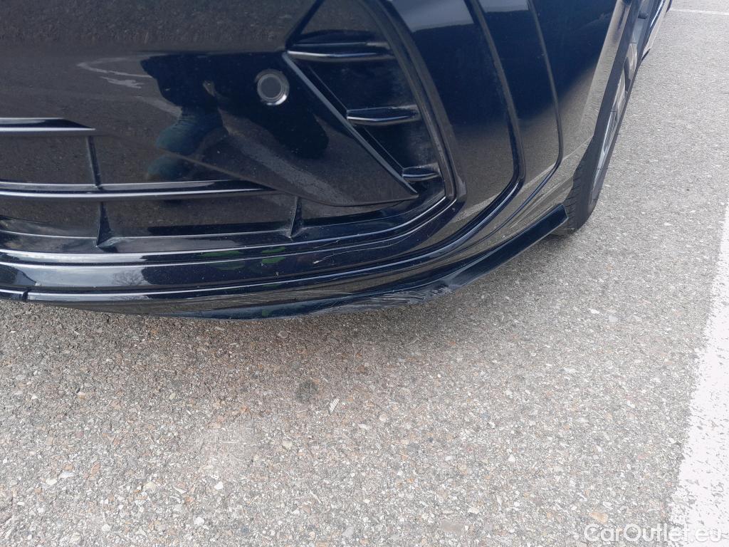  Volkswagen  Golf  VOLKSWAGEN / 2020 / 5P / berlina con portón R-Line 2.0 TDI 110kW (150CV) DSG #43