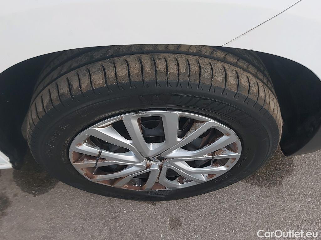  Citroen  Berlingo  Combi Live Pack Business M 1.5 BlueHDi 100CV MT6 E6d #51