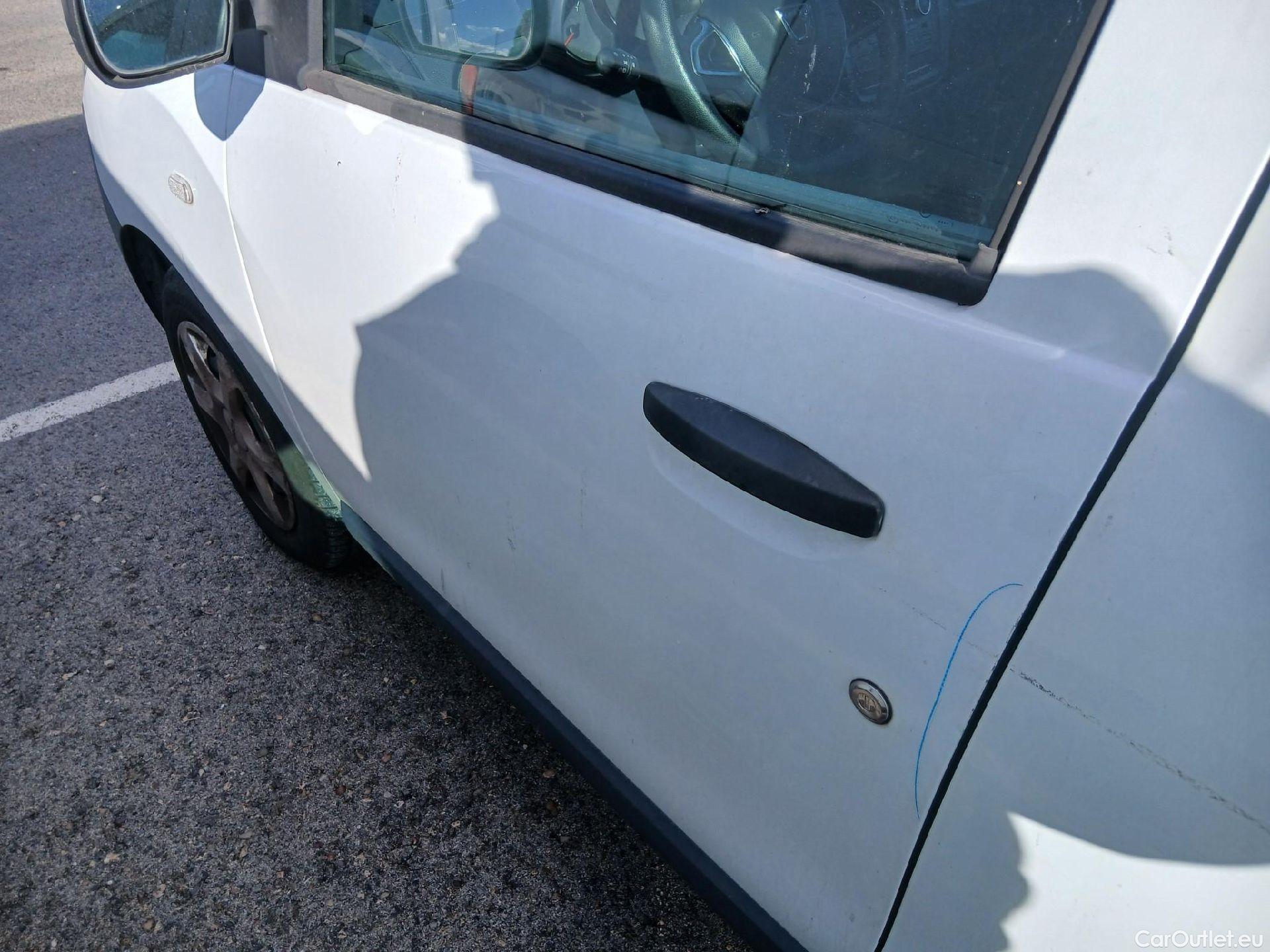  Dacia  Dokker DACIA  / 2013 / 4P / furgón derivado de turismo Van Essential 1.6 80kW (110CV) ECO-G #10