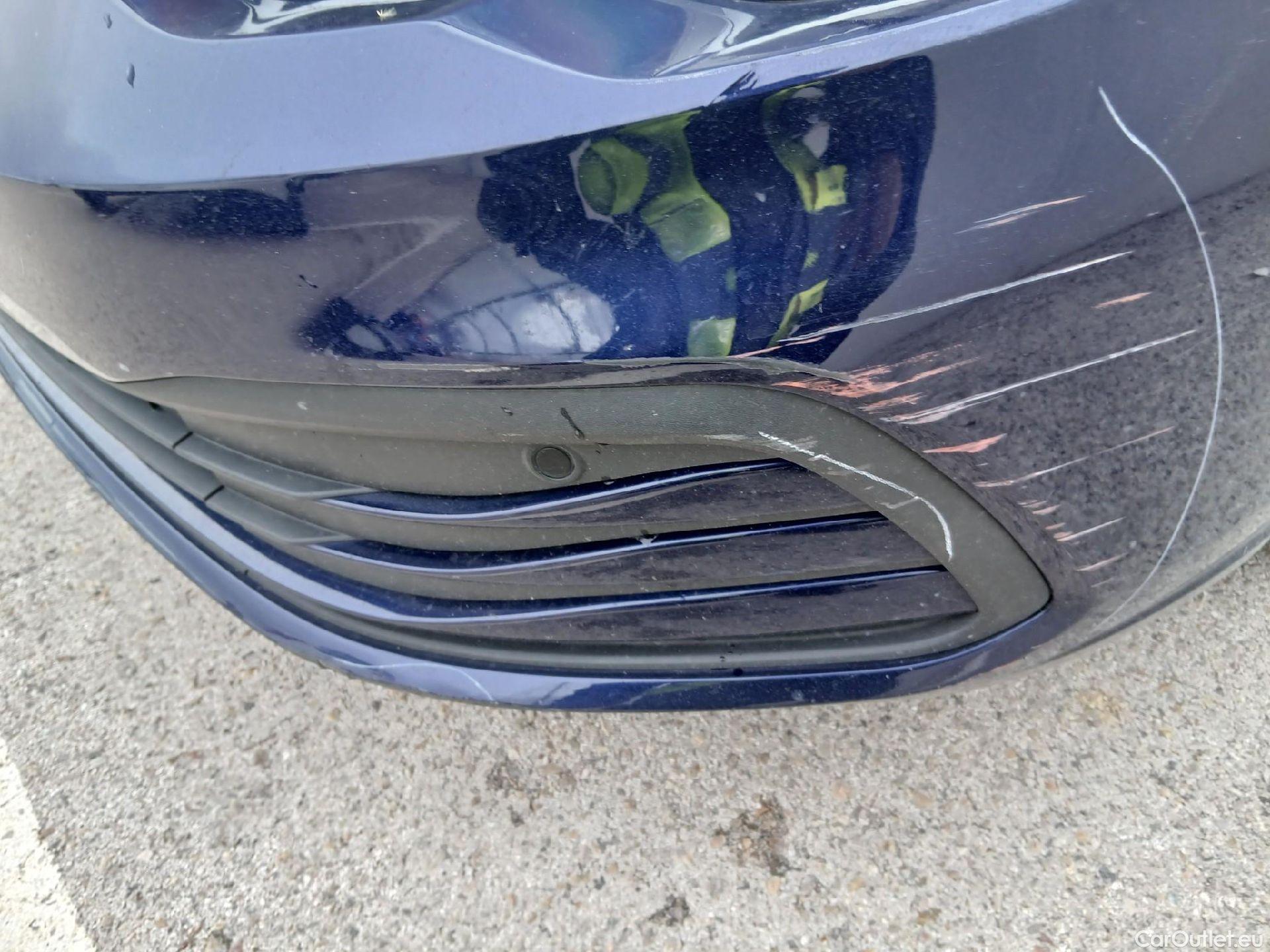  Volkswagen  Golf  VOLKSWAGEN / 2020 / 5P / familiar Life 1.0 TSI 81kW (110CV) Variant #8