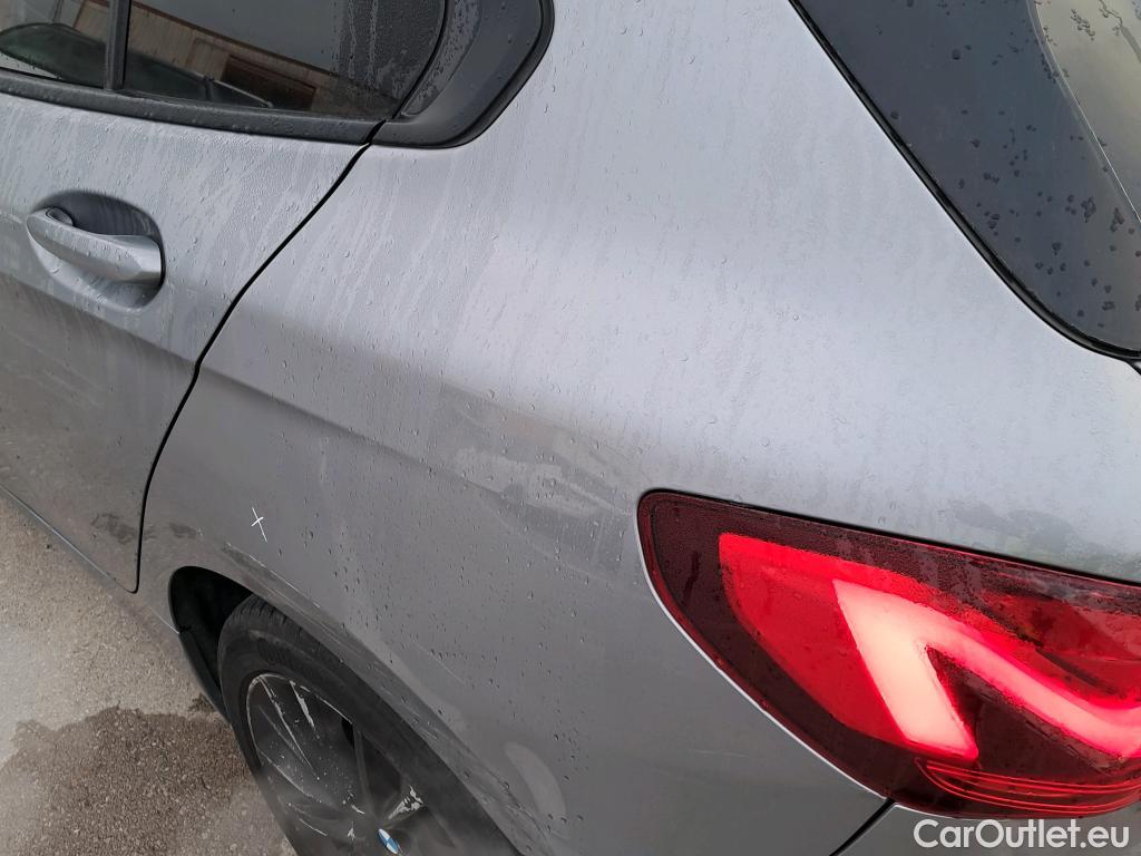  Bmw  Serie 1 BMW  / 2019 / 5P / berlina con portón 118i Corporate Auto. (AC) #8