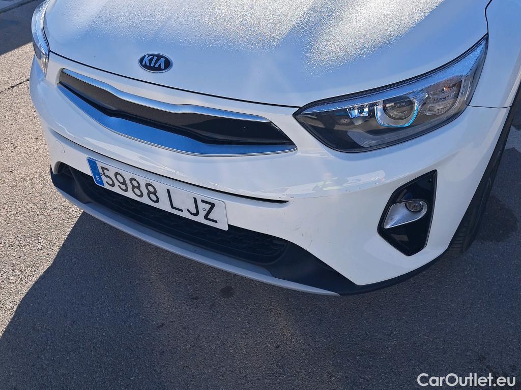  KIA  STONIC KIA  / 2017 / 5P / todoterreno 1.0 T-GDi 74kW (100CV) Drive (CX) #7