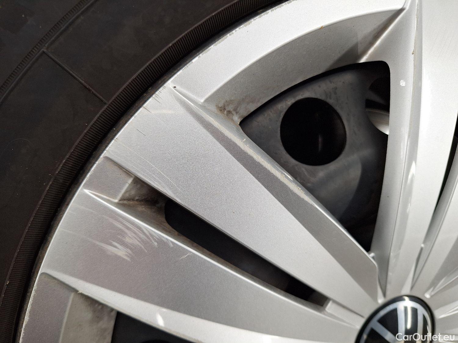  Volkswagen  Touran VW,  '15, Volkswagen  2.0 TDi 85kW Trendline DSG 5d 7pl #3