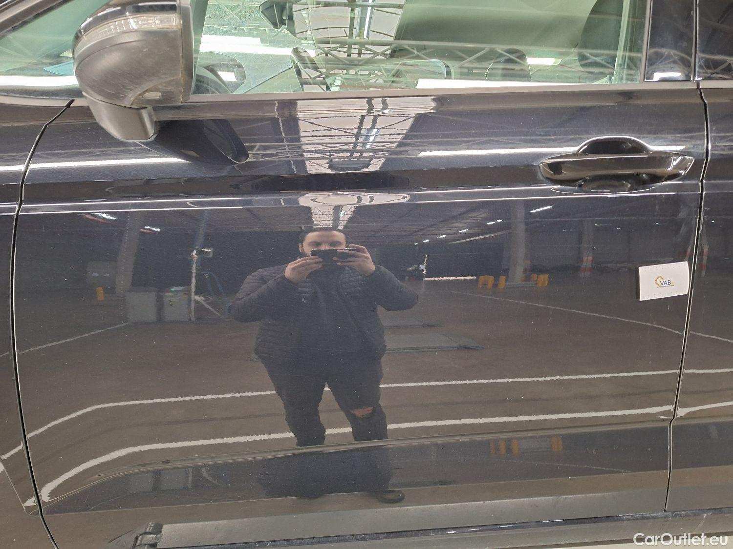  Volkswagen  Touran VW,  '15, Volkswagen  2.0 TDi 85kW Trendline DSG 5d 7pl #26