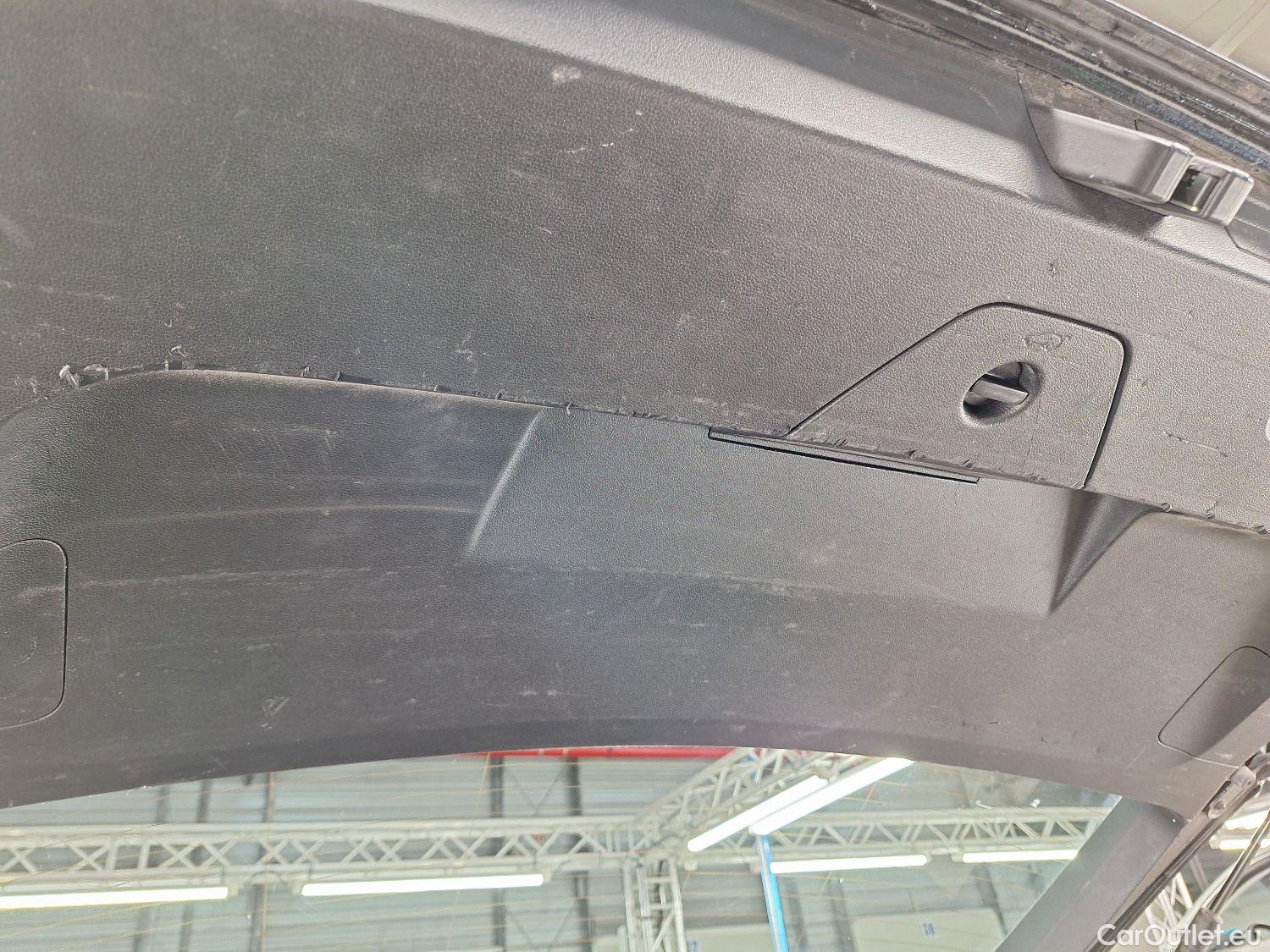  Volkswagen  Touran VW,  '15, Volkswagen  2.0 TDi 85kW Trendline DSG 5d 7pl #39