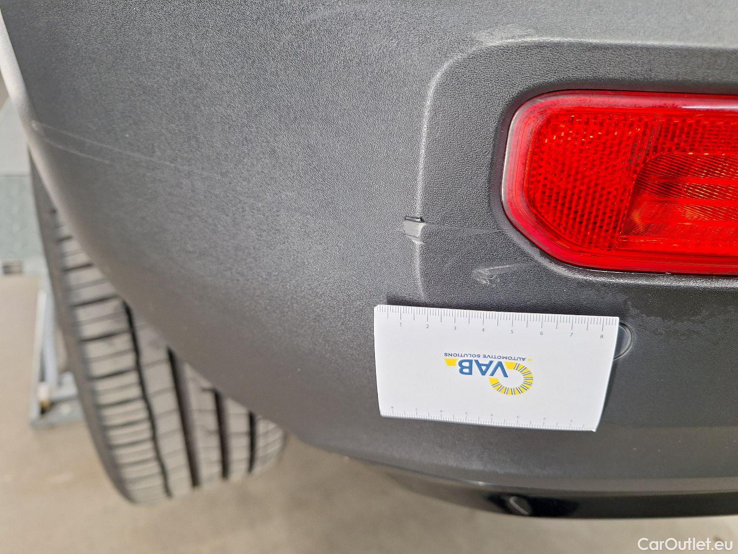  Volvo  XC 40 Volvo, XC40 '17, Volvo XC40 T5 Twin Engine R-Design 5d #24