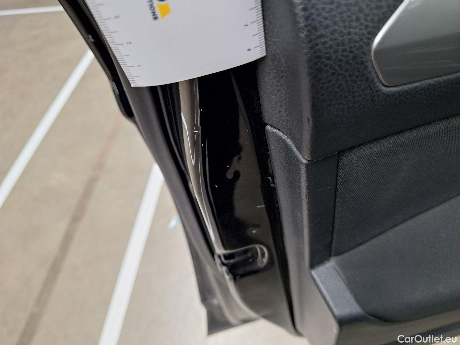  Volkswagen  Touran VW,  '15, Volkswagen  2.0 TDi 85kW Trendline DSG 5d 7pl #51