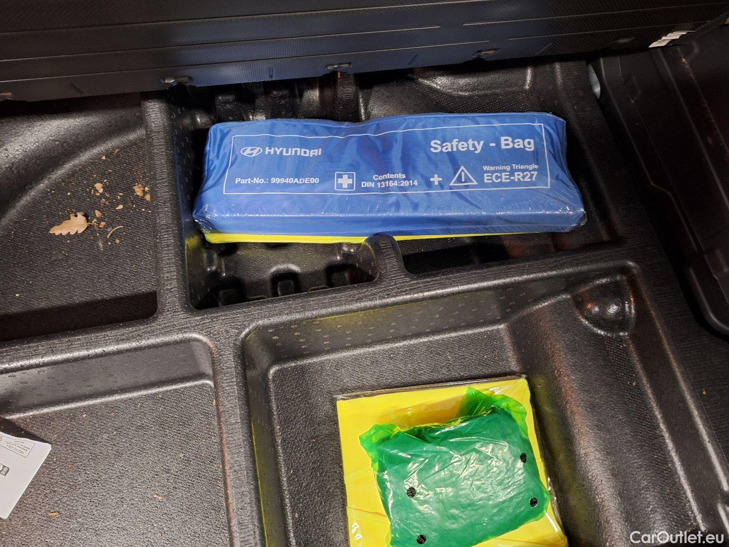  Hyundai  Tucson Hyundai,  '20, Hyundai  1.6 T-GDi Hybrid Shine 5d #1