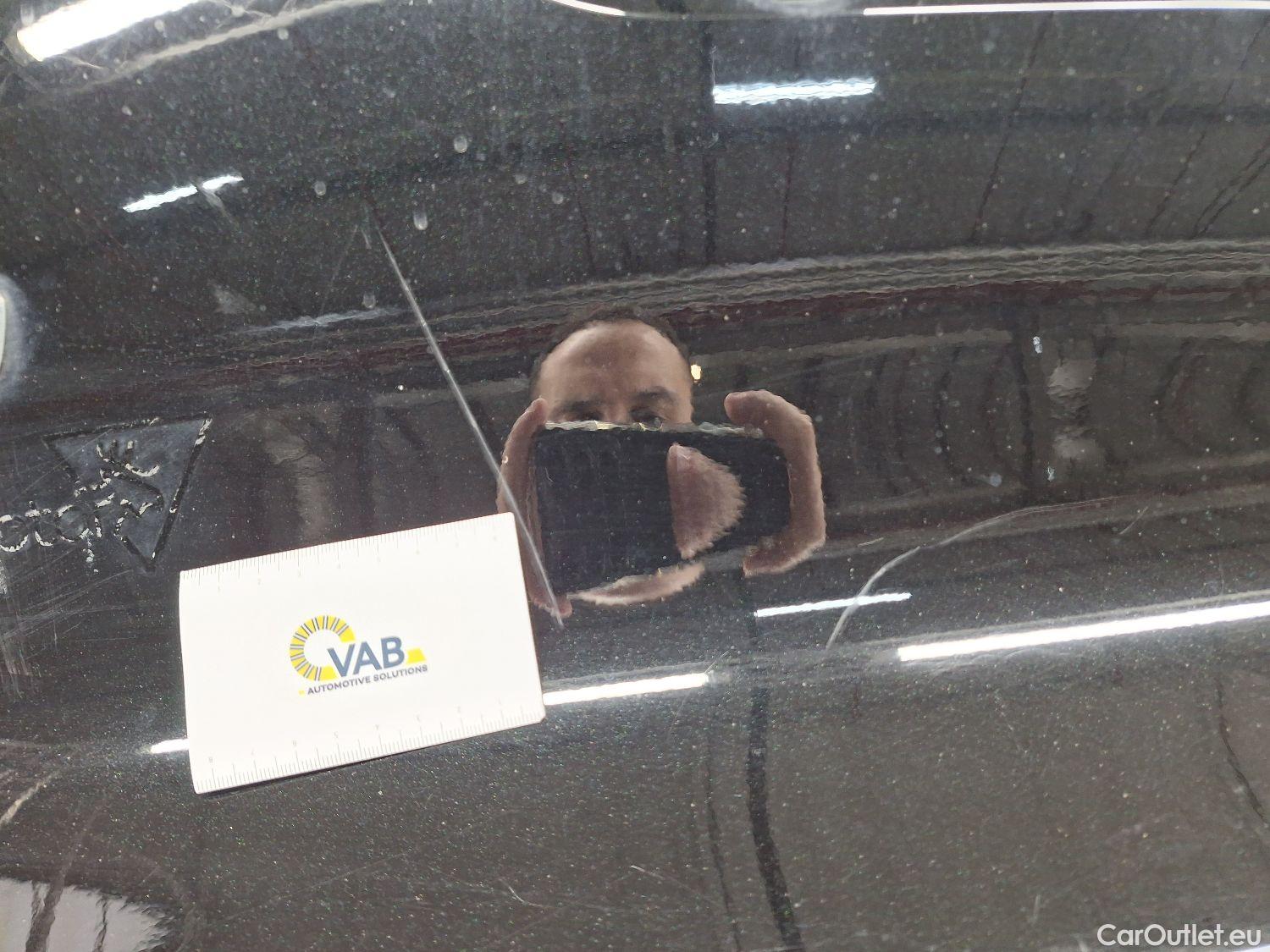  Volvo  XC 40 Volvo, XC40 '17, Volvo XC40 T5 Twin Engine R-Design 5d #37