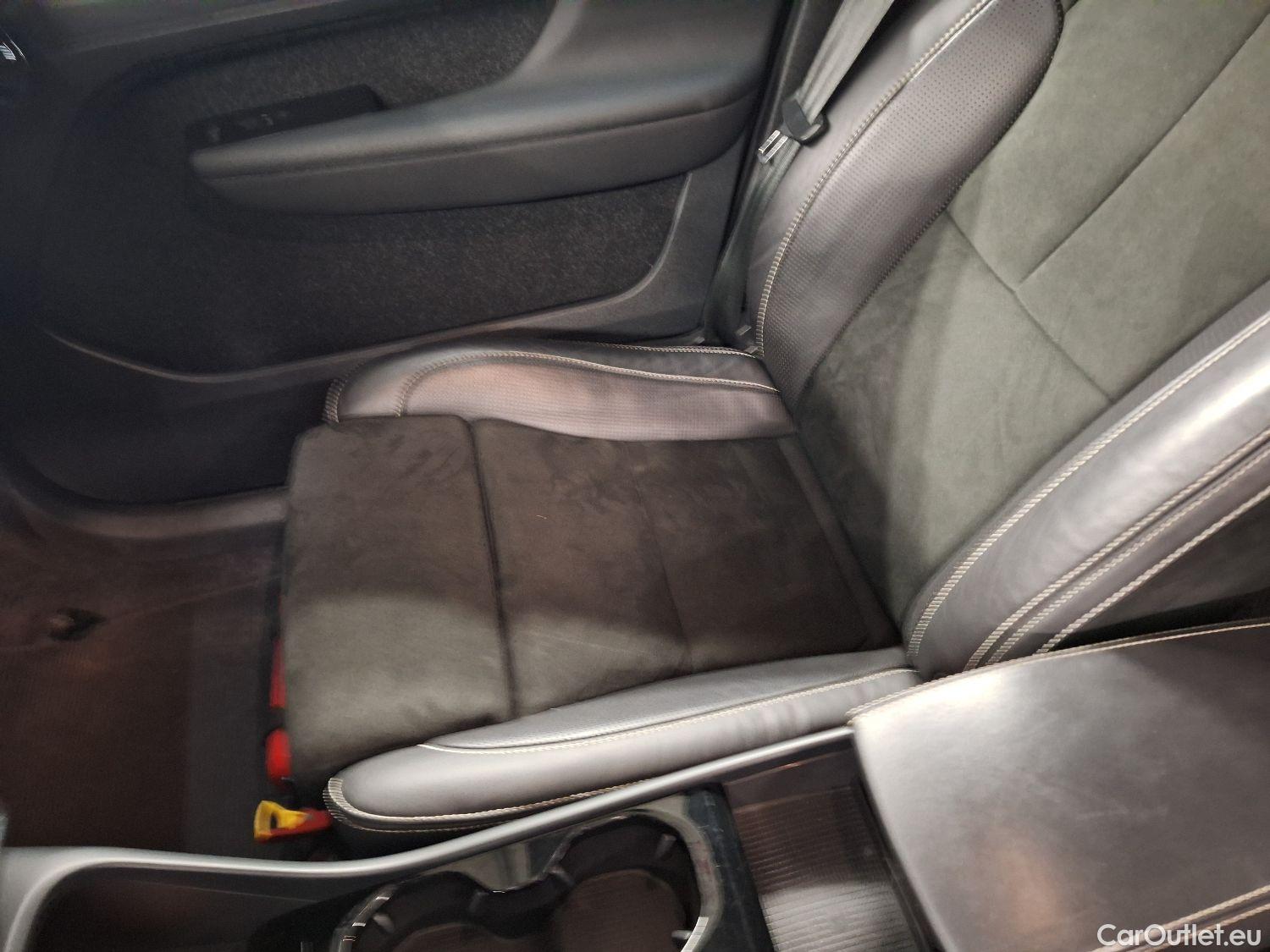  Volvo  XC 40 Volvo, XC40 '17, Volvo XC40 T5 Twin Engine R-Design 5d #48