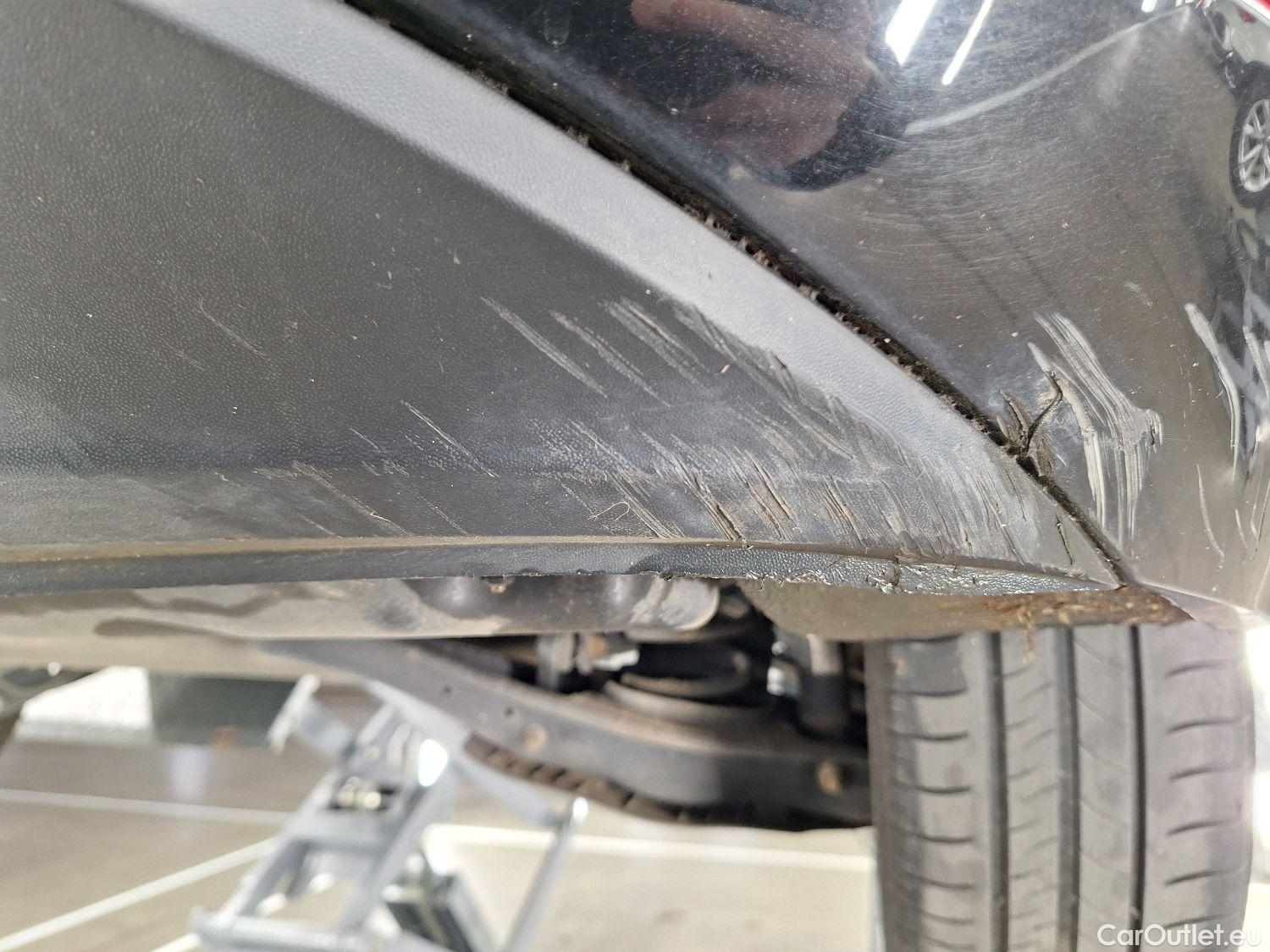  Volkswagen  Touran VW,  '15, Volkswagen  2.0 TDi 85kW Trendline DSG 5d 7pl #23