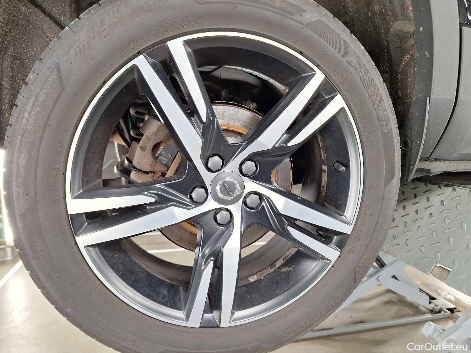  Volvo  XC 40 Volvo, XC40 '17, Volvo XC40 T5 Twin Engine R-Design 5d #3