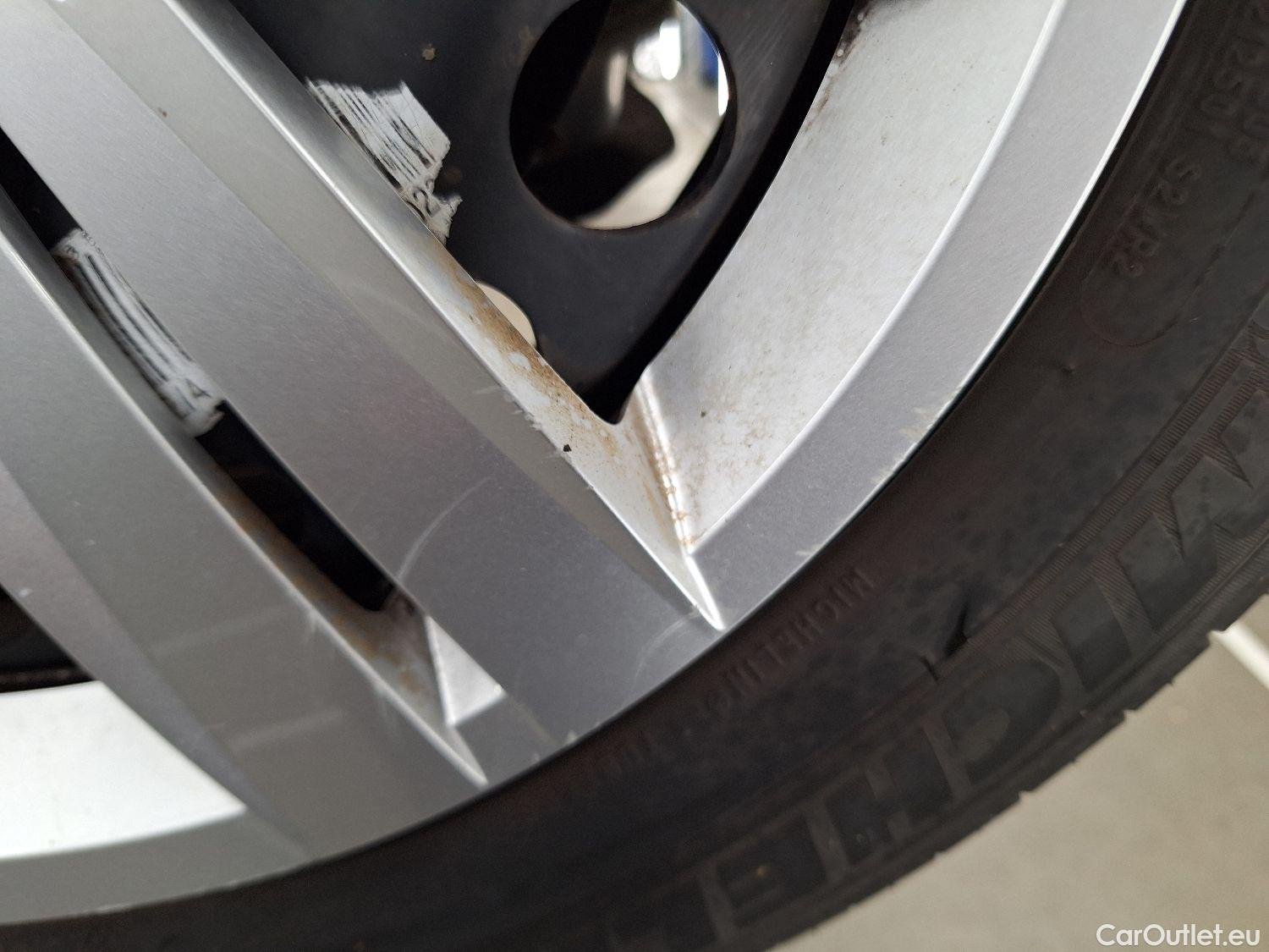  Volkswagen  Touran VW,  '15, Volkswagen  2.0 TDi 85kW Trendline DSG 5d 7pl #8