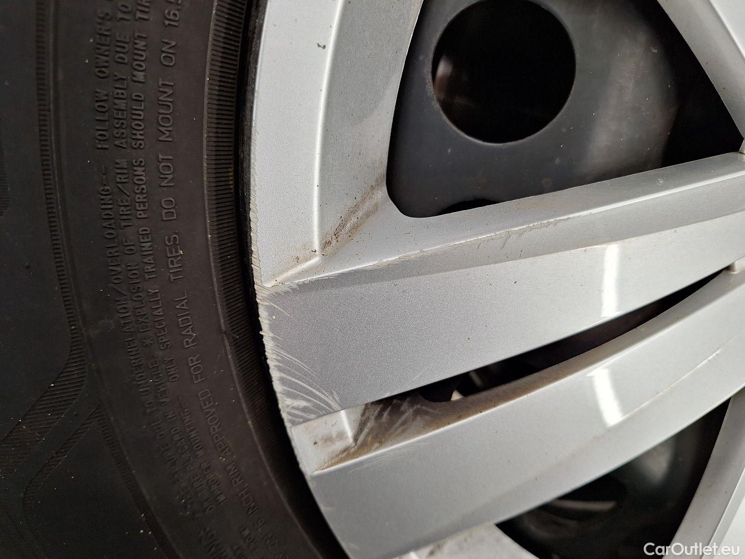  Volkswagen  Touran VW,  '15, Volkswagen  2.0 TDi 85kW Trendline DSG 5d 7pl #2