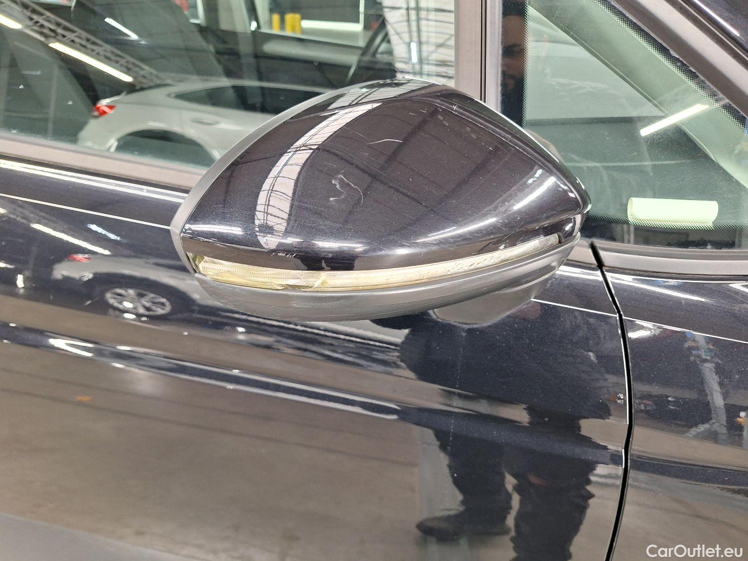  Volkswagen  Touran VW,  '15, Volkswagen  2.0 TDi 85kW Trendline DSG 5d 7pl #33