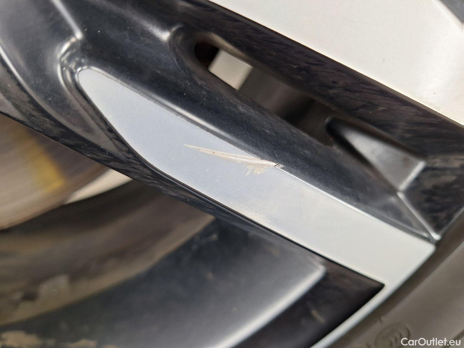  Volvo  XC 40 Volvo, XC40 '17, Volvo XC40 T5 Twin Engine R-Design 5d #5